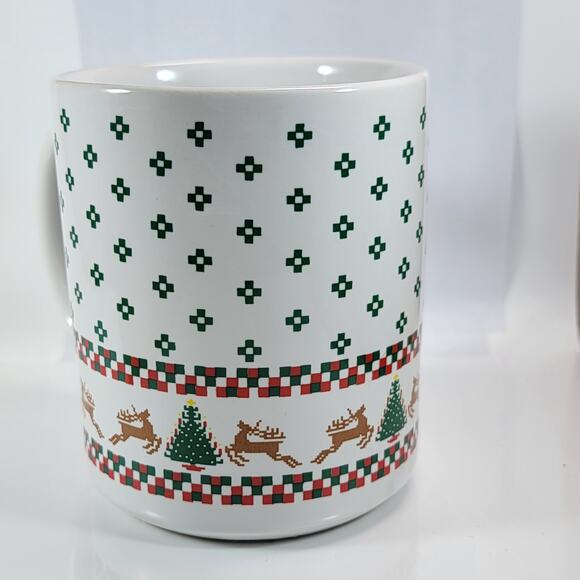 Vintage Christmas Mug Retro Reindeer Tree Print Holiday Coffee Cup - Picture 6 of 10